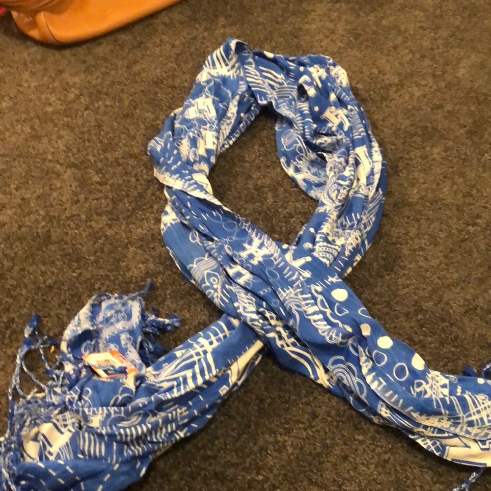 University of Kentucky scarf